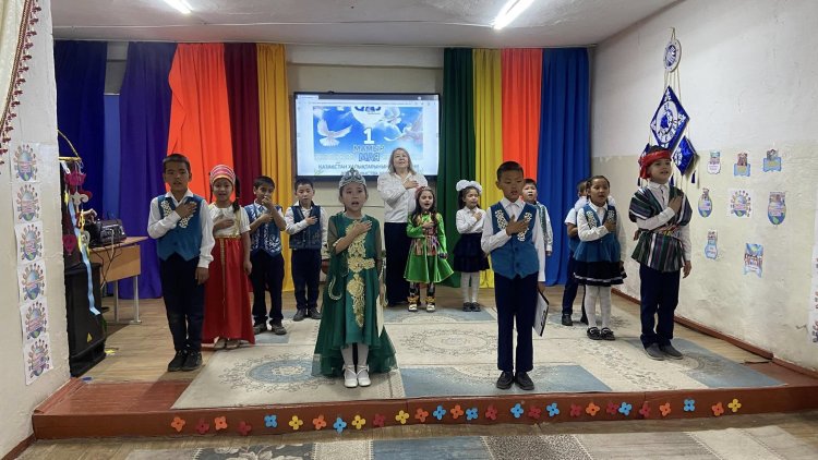 1 мамыр-Қазақстан халықтарының бірлігі күні